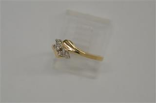 Diamond Fashion Ring 7 Diamonds .07ctw 14K Yellow Gold 1.5g Sz:5